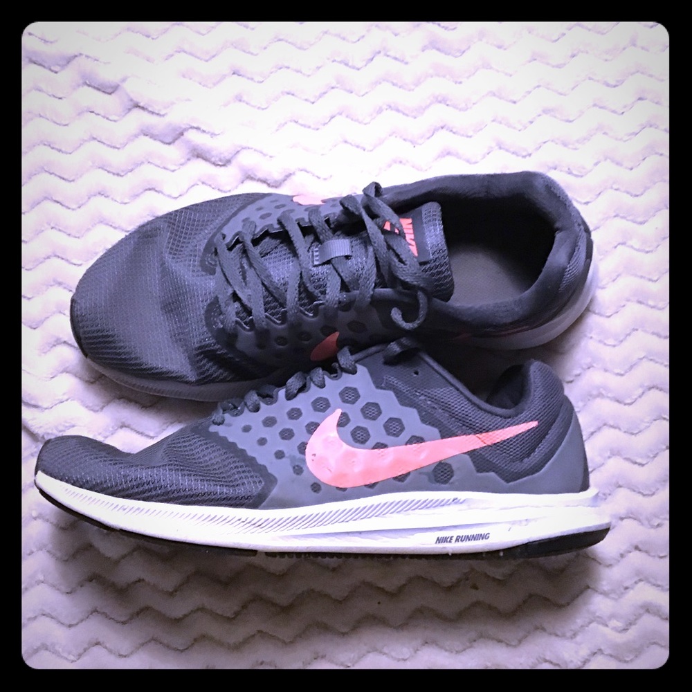 🎉Nike running 2/$15🎉